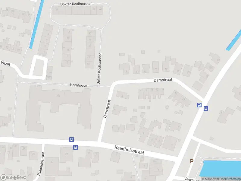 Ambulance met grote spoed naar de Damstraat in Dirkshorn