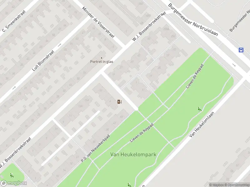 Brandweer met grote spoed naar de P.G. van Nieuwkerkstraat in Utrecht vanwege gebouwbrand
