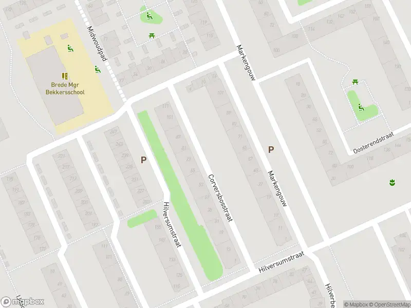 Ambulance met grote spoed naar de Corversbosstraat in Amsterdam