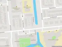 Ambulance met gepaste spoed naar de Apollolaan in Leiden