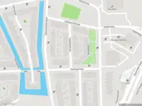 Ambulance met grote spoed naar de Taptadestraat in Leiden