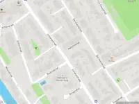 Ambulance met gepaste spoed naar de Margrietstraat in Strijen