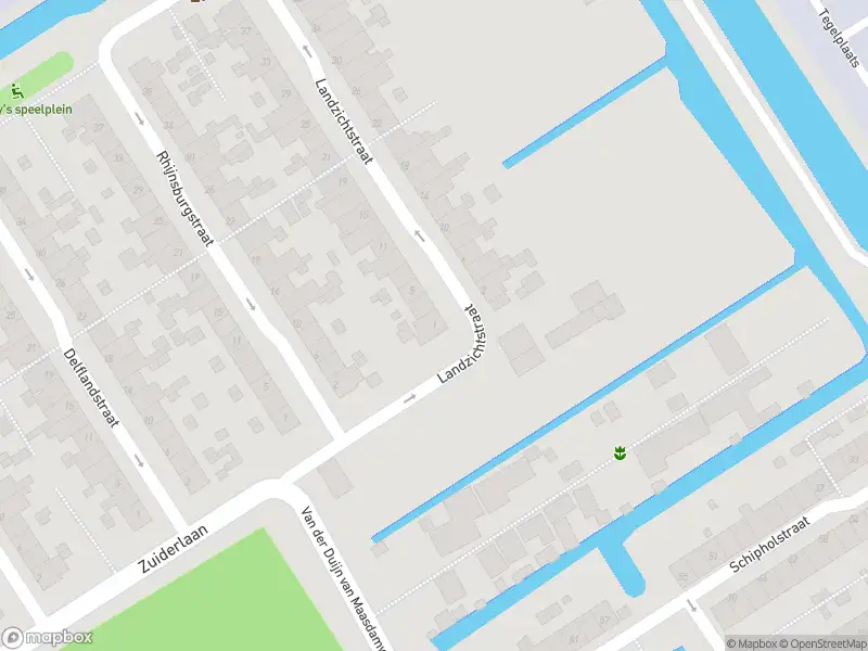 Ambulance met grote spoed naar de Landzichtstraat in Rotterdam