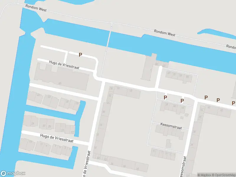 Ambulance met grote spoed naar de Van der Waalsstraat in Vlaardingen