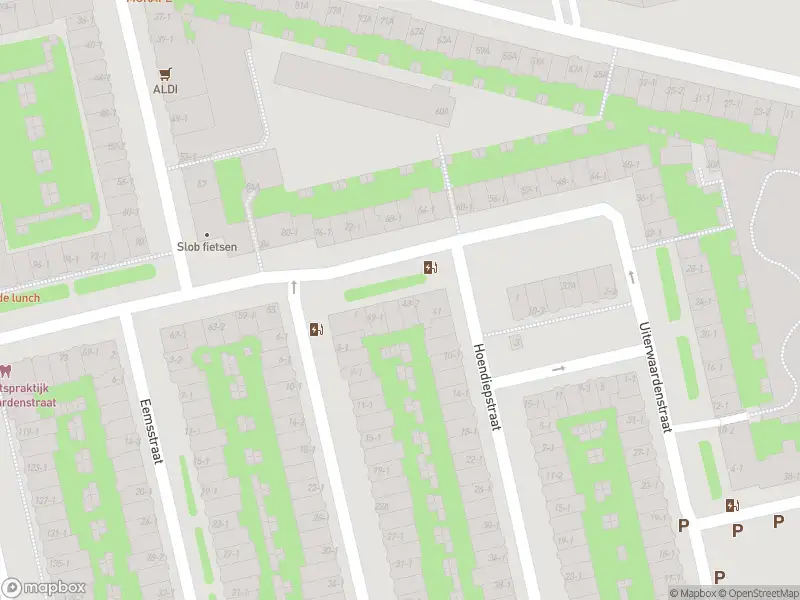 Ambulance met gepaste spoed naar de Eemsstraat in Amsterdam