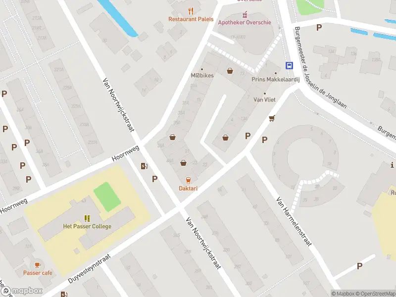 Ambulance met grote spoed naar de Duyvesteynstraat in Rotterdam