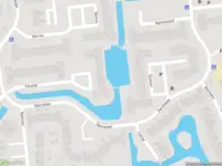 Ambulance met grote spoed naar de Aïda in Capelle aan den IJssel