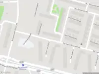 Ambulance met grote spoed naar de Burgemeester Fockstraat in Amsterdam