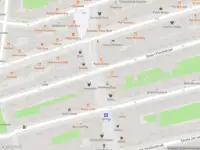 Ambulance met grote spoed naar de Dam in Amsterdam