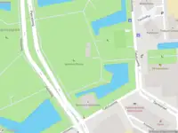Ambulance met grote spoed naar de Pascalweg in Rotterdam