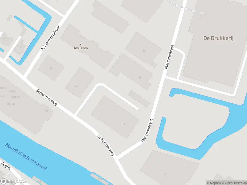 Ambulance met grote spoed naar de Oudorperdijkje in Alkmaar