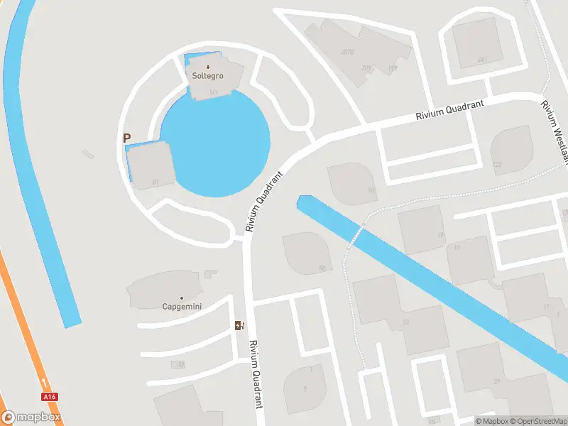 Ambulance met gepaste spoed naar de Rivium Quadrant in Capelle aan den IJssel