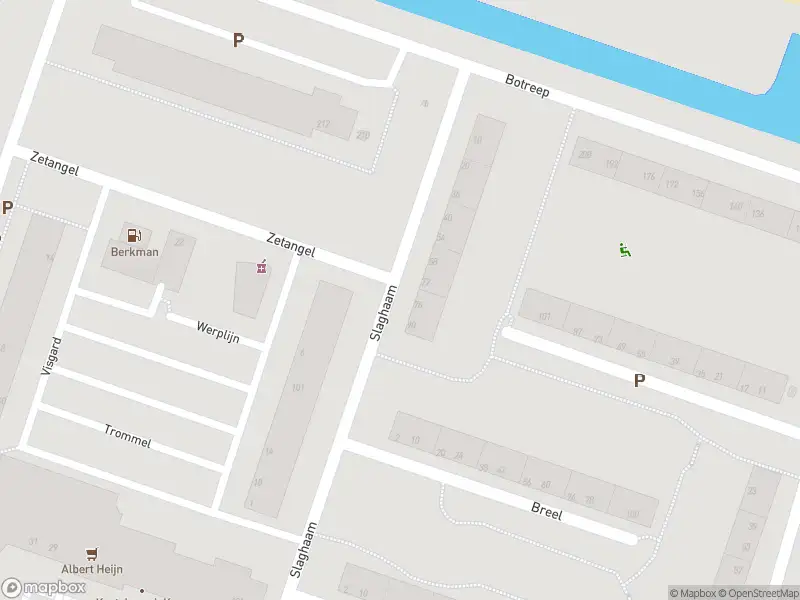Ambulance met grote spoed naar de Slaghaam in Hoogvliet Rotterdam