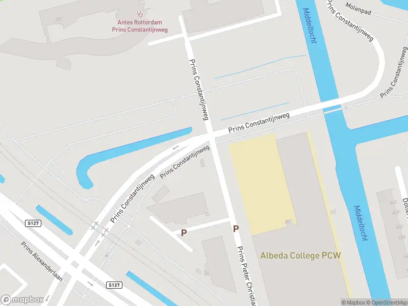 Besteld ambulance vervoer naar de Prins Constantijnweg in Rotterdam