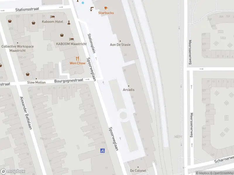 Politie naar de Stationsplein in Maastricht vanwege aanrijding met letsel