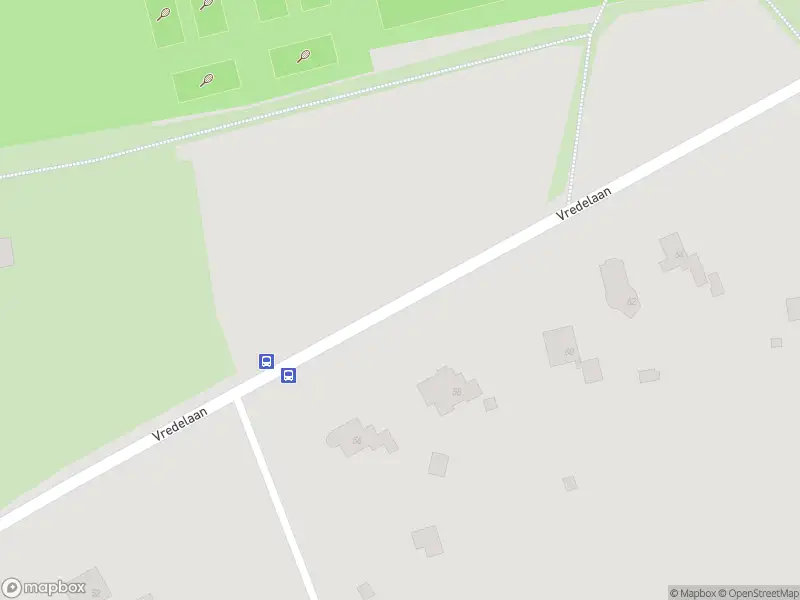 Brandweer met gepaste spoed naar de Molenweg in Laren vanwege waarnemen gaslucht