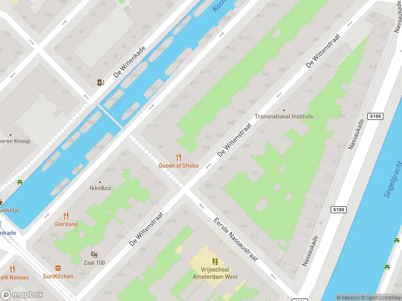 Ambulance met grote spoed naar de Eerste Nassaustraat in Amsterdam