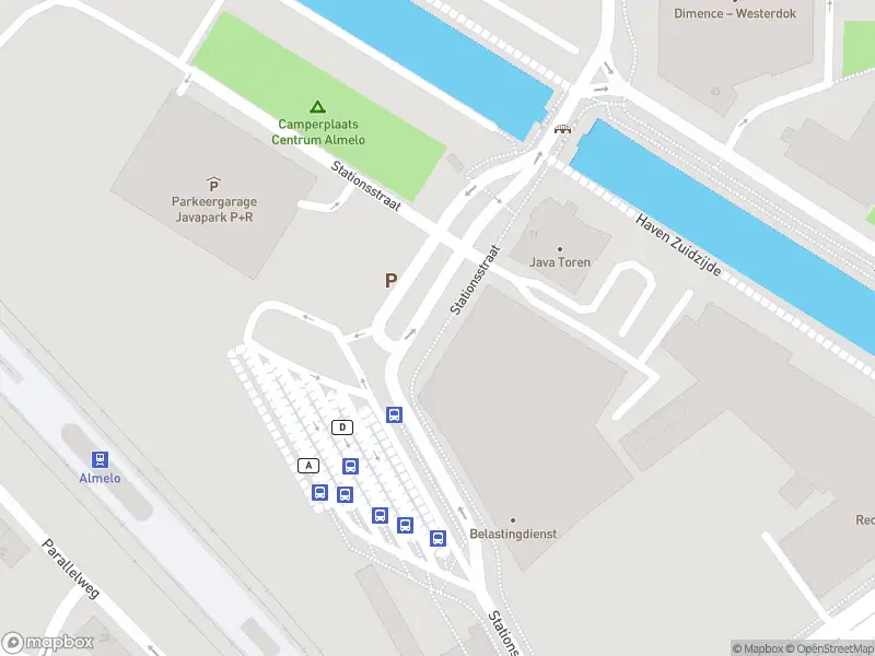 Brandweer met gepaste spoed naar de Stationsstraat in Almelo vanwege een liftopsluiting