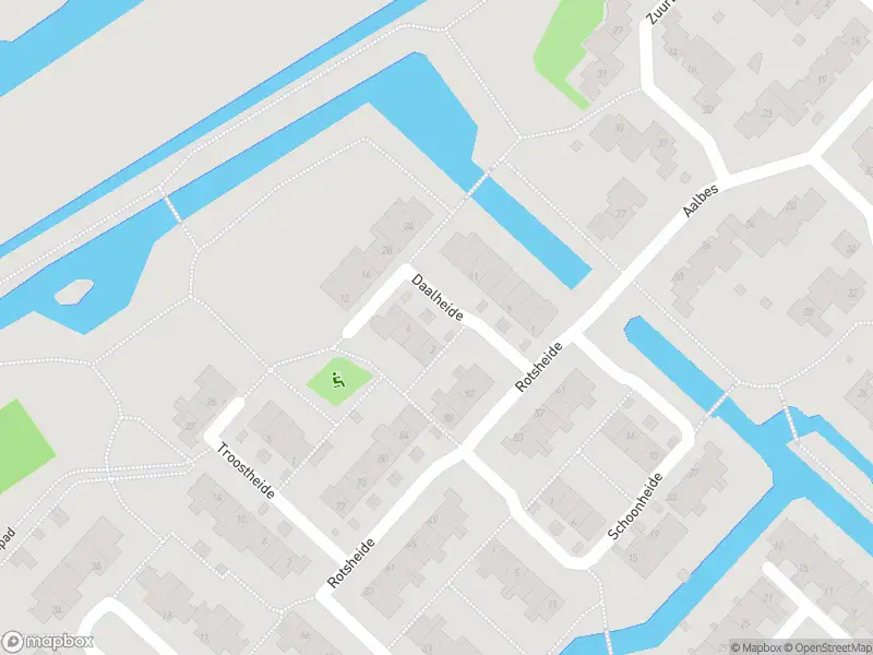 Ambulance met gepaste spoed naar de Daalheide in Rotterdam