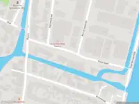 Ambulance met grote spoed naar de Visserspad in Krommenie