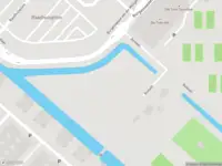 Ambulance met grote spoed naar de Tuinweg in Hoofddorp