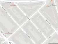 Ambulance met gepaste spoed naar de Gerrit Jan Mulderstraat in Rotterdam