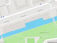 Ambulance met grote spoed naar de Osdorper Ban in Amsterdam