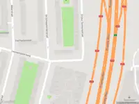 Ambulance met gepaste spoed naar de Piet Paaltjenspad in Amsterdam
