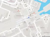 Ambulance met grote spoed naar de Roelantshove in Zoetermeer