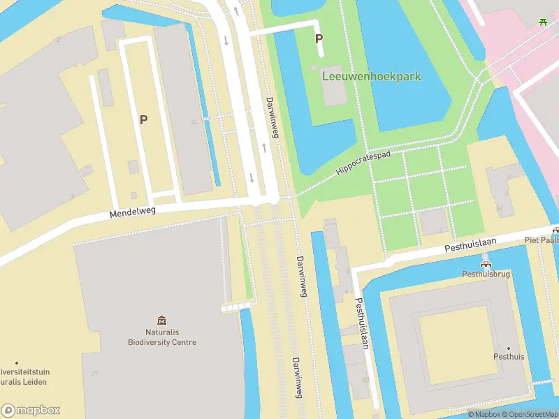 Brandweer met grote spoed naar de Darwinweg in Leiden vanwege waarnemen gaslucht