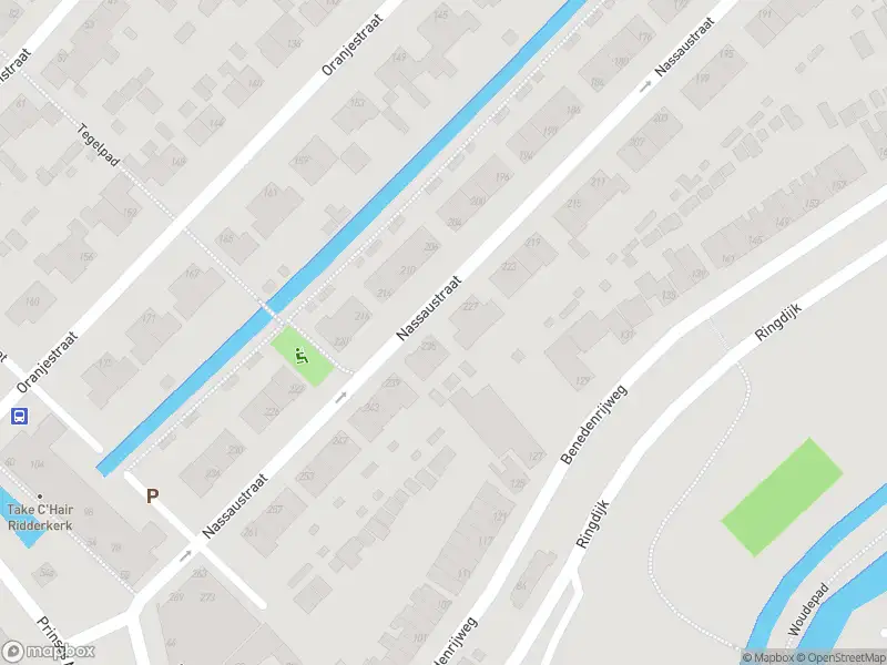 Ambulance met grote spoed naar de Nassaustraat in Ridderkerk