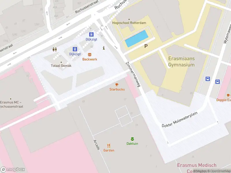 Ambulance met grote spoed naar de Burgemeester s'Jacobplein in Rotterdam
