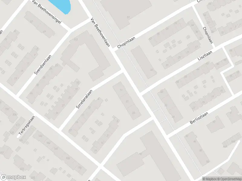 Ambulance met grote spoed naar de Van Beethovenlaan in Rotterdam