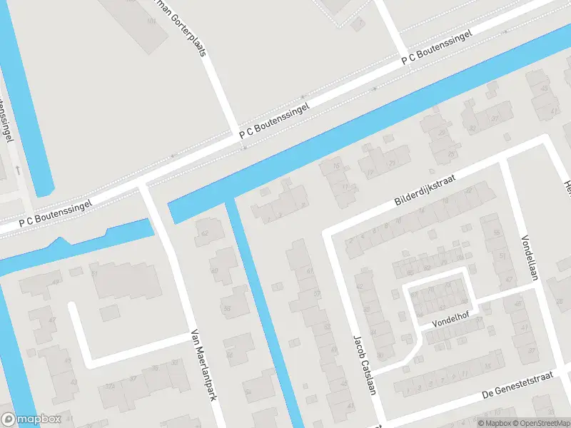 Ambulance met grote spoed naar de Bilderdijkstraat in Capelle aan den IJssel