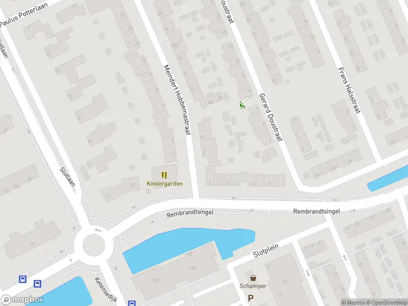 Ambulance met grote spoed naar de Meindert Hobbemastraat in Capelle aan den IJssel
