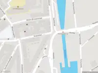 Ambulance met grote spoed naar de Lekstraat in Schiedam