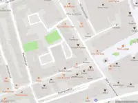 Politie naar de Aert van Nesstraat in Rotterdam