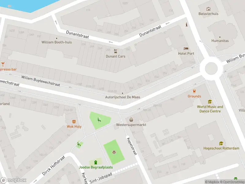 Ambulance met grote spoed naar de Willem Buytewechstraat in Rotterdam