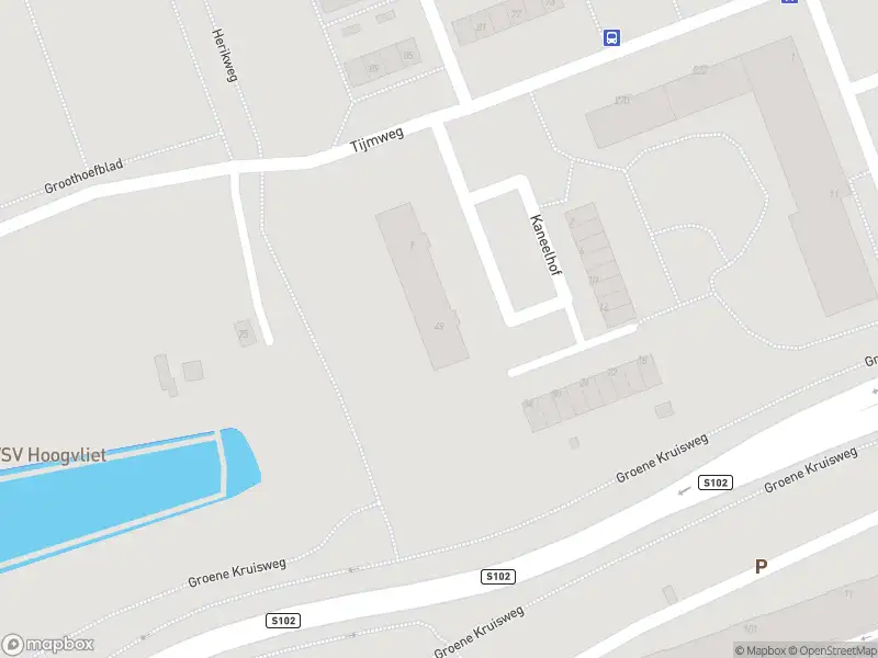 Ambulance met grote spoed naar de Kaneelhof in Hoogvliet Rotterdam