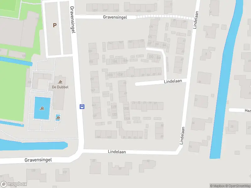 Ambulance met gepaste spoed naar de Lindelaan in Dordrecht