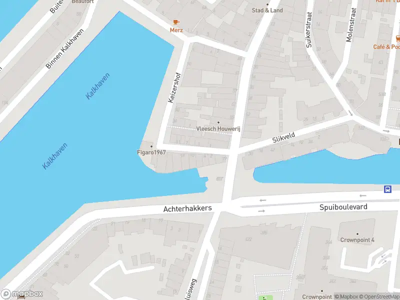 Ambulance met gepaste spoed naar de Kleine Kalkstraat in Dordrecht