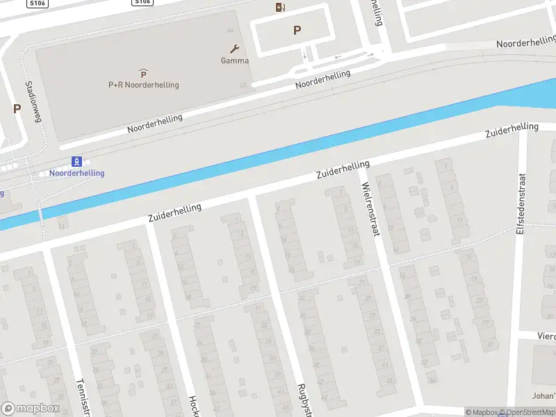 Ambulance met grote spoed naar de Rugbystraat in Rotterdam