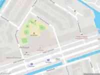 Ambulance met gepaste spoed naar de Iwan Kantemanplein in Amsterdam