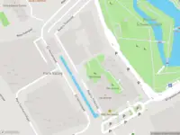 Ambulance met grote spoed naar de Diemerdreef in Diemen