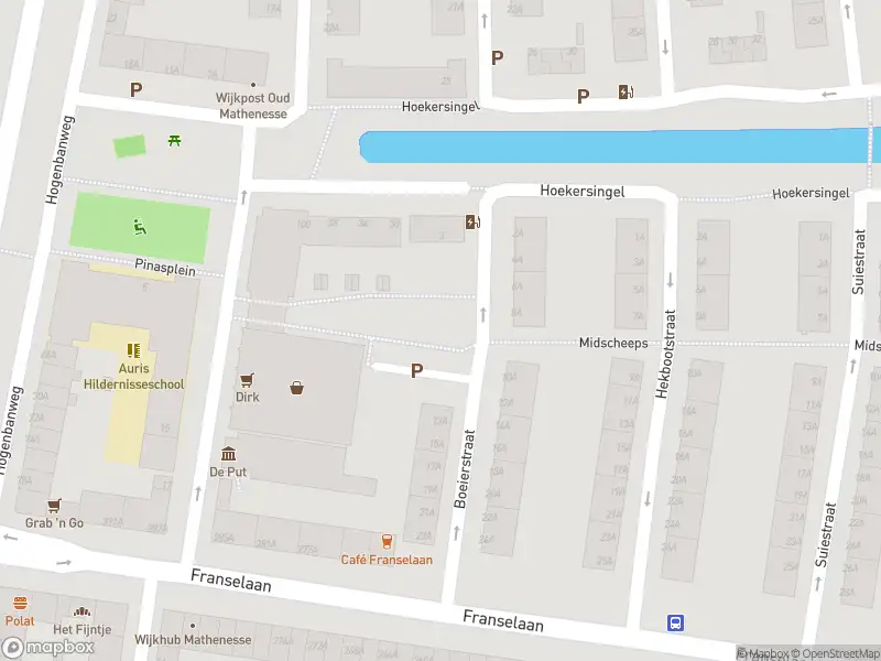 Ambulance met grote spoed naar de Boeierstraat in Rotterdam