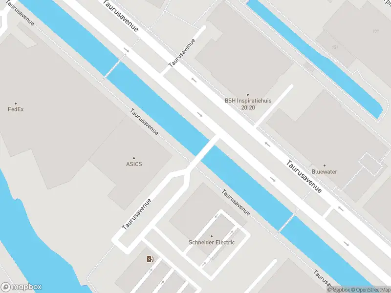 Ambulance met gepaste spoed naar de Taurusavenue in Hoofddorp