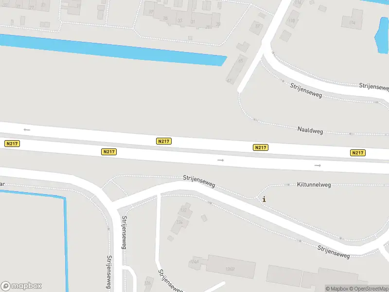 Ambulance met grote spoed naar de Strijenseweg in 's-Gravendeel
