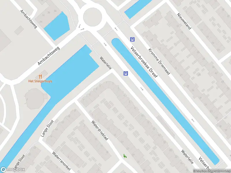 Brandweer met gepaste spoed naar de Waterlelie in Velserbroek vanwege afhijsen patient