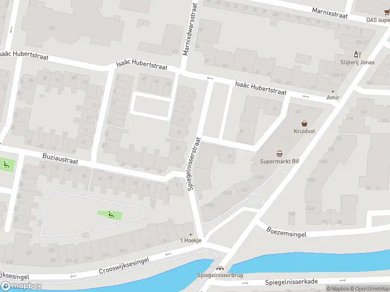 Ambulance met gepaste spoed naar de Spiegelnisserstraat in Rotterdam