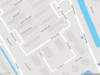 Ambulance met grote spoed naar de Circusplein in Amsterdam